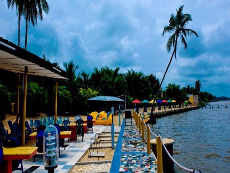 Whispering Palms Resort Magbon 外观 照片