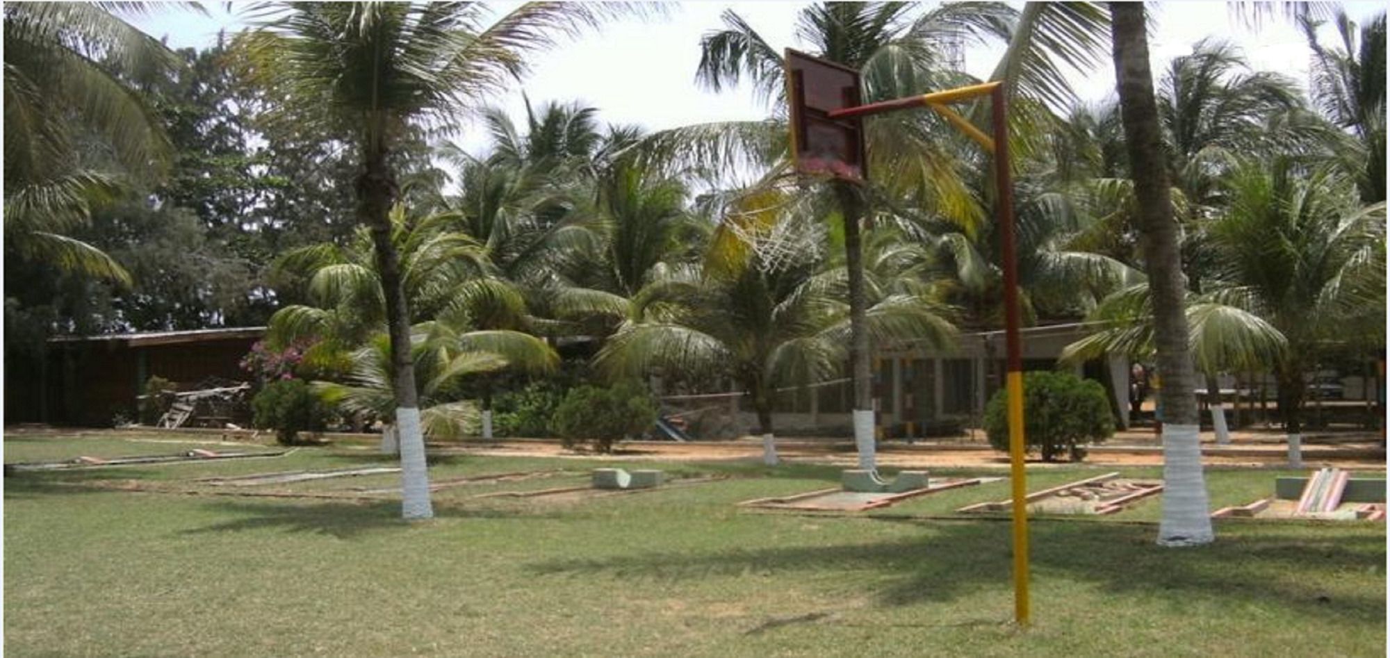 Whispering Palms Resort Magbon 外观 照片